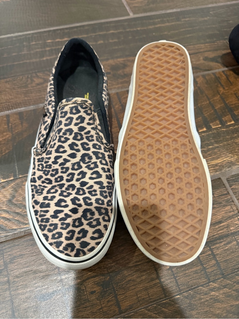 Vans Women's Slip-On Leopard Print Flats - Tan/Black - Picture 2 of 2